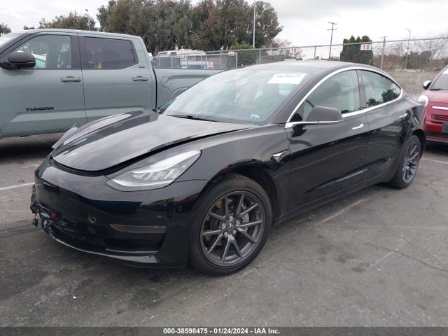 Tesla MODEL 3 2019 5YJ3E1EA7KF435754 Image 2