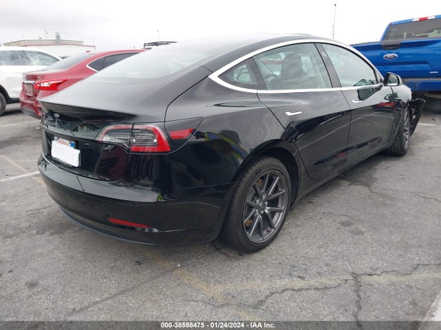 Tesla MODEL 3 2019 5YJ3E1EA7KF435754 Image 4