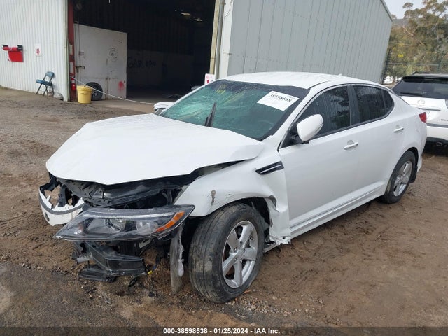 KIA Optima Lx 2015 KNAGM4A76F5663927 Image 2