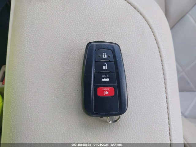 Toyota Camry Xle V6 2018 4T1BZ1HK2JU503447 Image 11