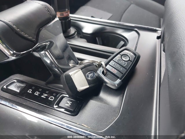 2023 FORD F-150 XLT VIN: 1FTEW1C51PFC27996