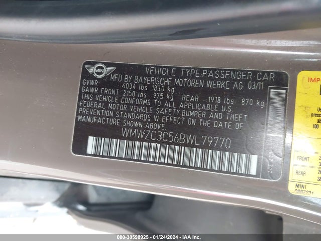 2011 MINI COOPER S COUNTRYMAN WMWZC3C56BWL79770 Photo 8