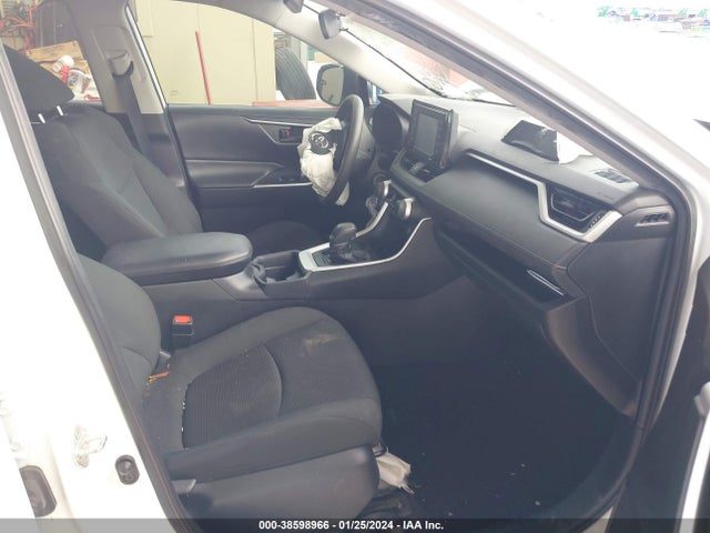 Toyota RAV4 LE 2020 2T3F1RFV4LW128563 Image 5