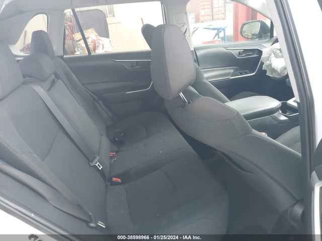 Toyota RAV4 LE 2020 2T3F1RFV4LW128563 Image 8