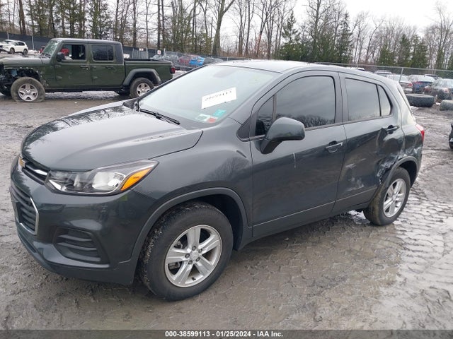 Chevrolet TRAX LS 2019 3GNCJNSB4KL172583 Image 2