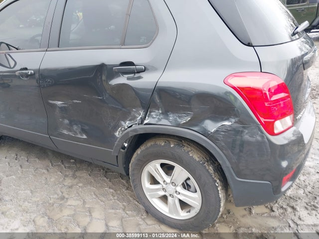 Chevrolet TRAX LS 2019 3GNCJNSB4KL172583 Image 6