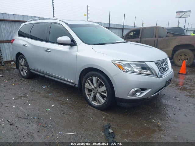 2016 NISSAN PATHFINDER PLATINUM VIN: 5N1AR2MN2GC641747