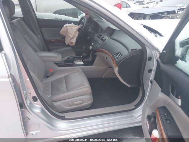 2011 HONDA ACCORD 2.4 EX-L VIN: 1HGCP2F86BA054595