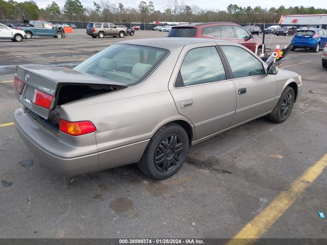 2001 TOYOTA CAMRY LE VIN: 4T1BG22K91U070150