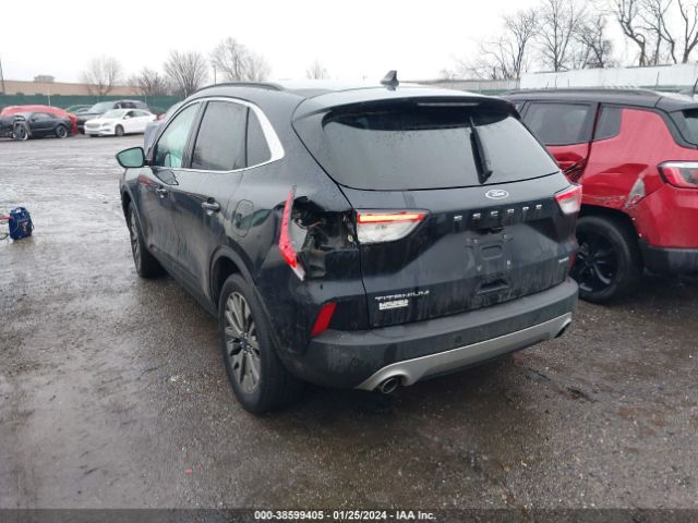 1FMCU9J91MUA79207 Ford Escape Titanium