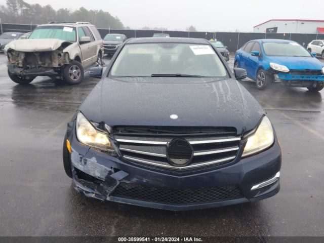 WDDGF4HB5EA946841 Mercedes-Benz C 250 Luxury/sport
