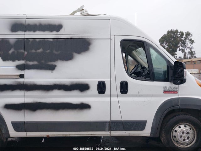 RAM Promaster 2500 High Roof 2015 3C6TRVCG0FE508033 Image 13