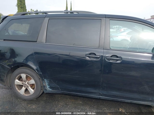2016 TOYOTA SIENNA LE 8 PASSENGER VIN: 5TDKK3DC9GS718842