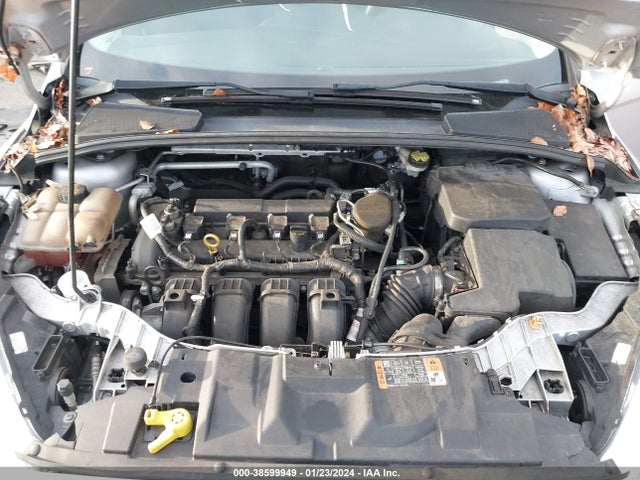 2016 FORD FOCUS SE VIN: 1FADP3K24GL285569