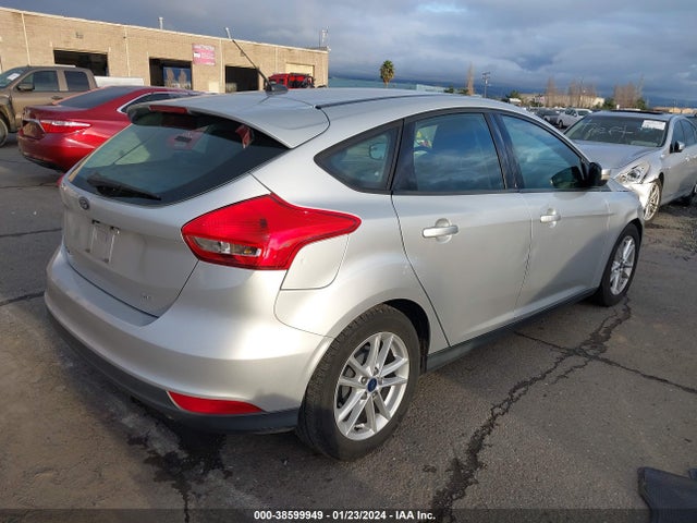 2016 FORD FOCUS SE VIN: 1FADP3K24GL285569