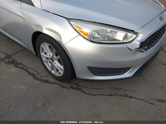 2016 FORD FOCUS SE VIN: 1FADP3K24GL285569