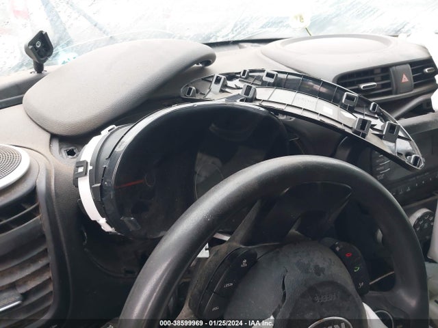 KIA Soul ! 2016 KNDJN2A29G7309131 Image 7