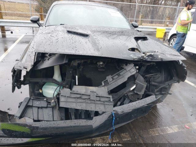 2C3CDZAG5KH744133 Dodge Challenger Sxt