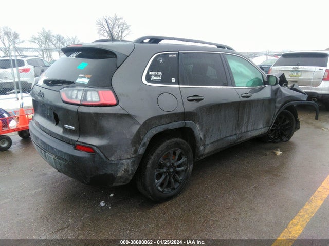 1C4PJMLB5KD181169 Jeep Cherokee Latitude Plus 4x4
