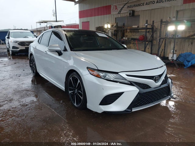 2019 4T1B61HK0KU790135 main image