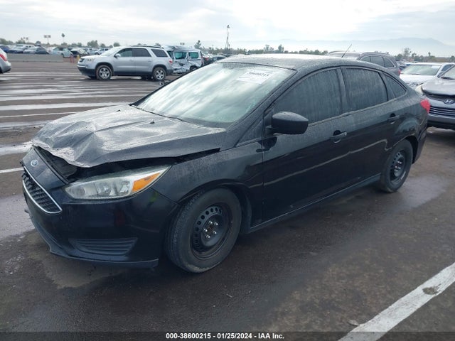 Ford FOCUS S 2016 1FADP3E27GL383927 Image 2