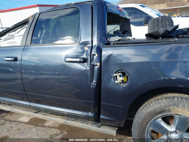 RAM 1500 2017 1C6RR7LG8HS559527 Image 14