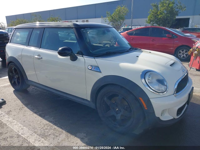 2011 MINI COOPER S CLUBMAN WMWZG3C59BTY37145 Photo 0