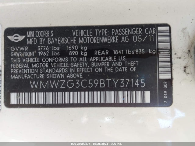 2011 MINI COOPER S CLUBMAN WMWZG3C59BTY37145 Photo 8