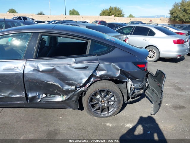 5YJ3E1EA5MF875961 Tesla Model 3 Standard Range Plus Rear-wheel Drive
