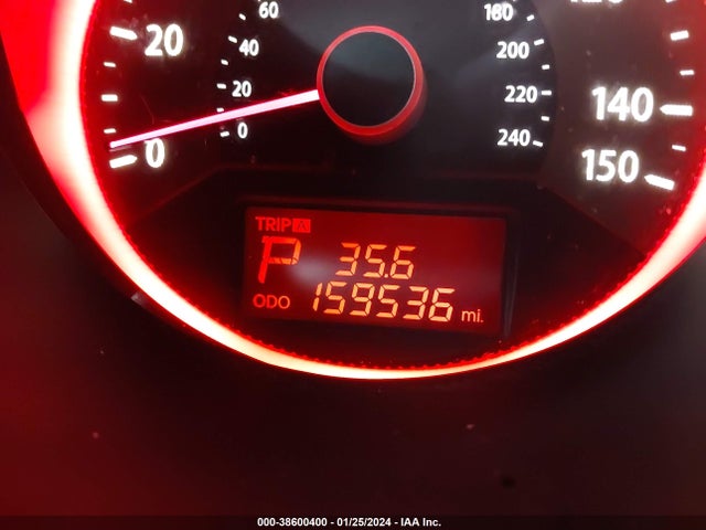 2011 KIA SORENTO SX V6 VIN: 5XYKWDA23BG097805
