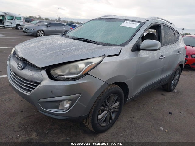 Hyundai TUCSON SE 2015 KM8JU3AG5FU051254 Image 2