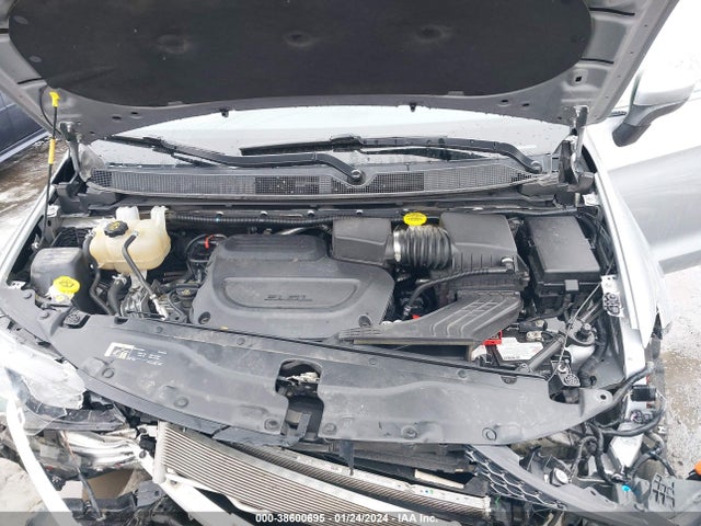 2C4RC1DG8LR262015 Chrysler Voyager Lxi