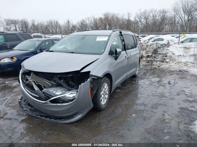 2C4RC1DG8LR262015 Chrysler Voyager Lxi