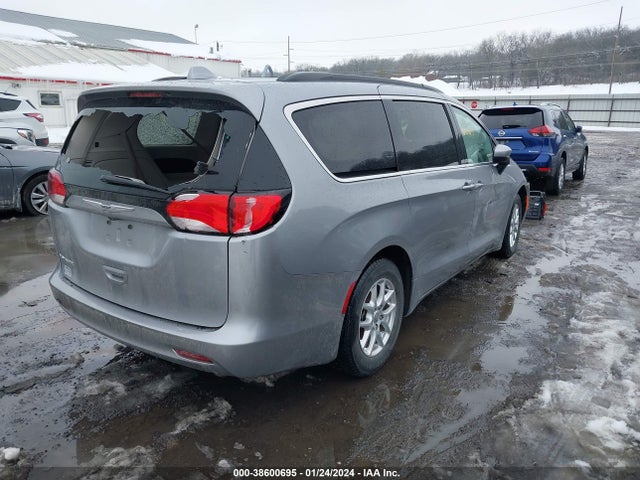 2C4RC1DG8LR262015 Chrysler Voyager Lxi
