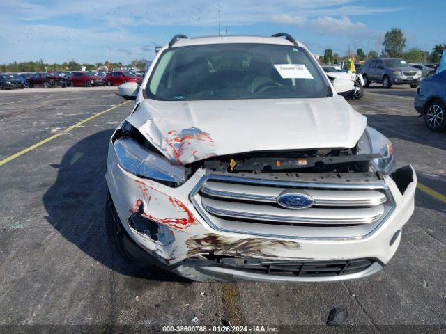 1FMCU0HD0KUA74986 Ford ESCAPE SEL