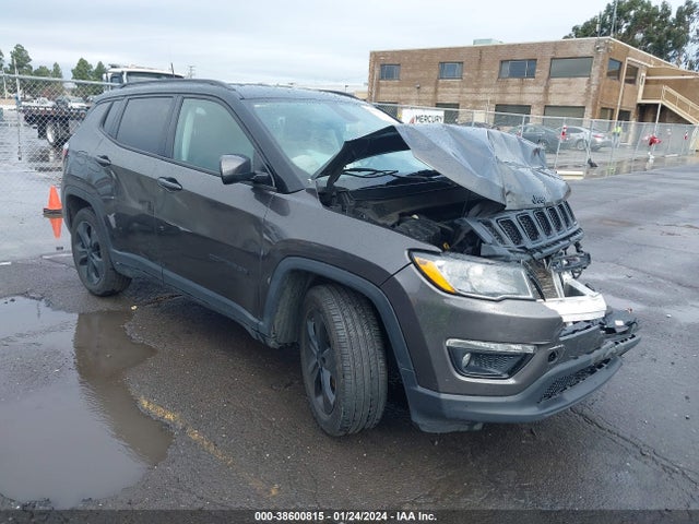 2019 3C4NJCBB0KT815159 main image
