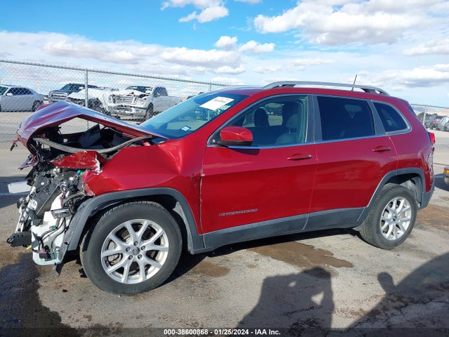 1C4PJLCB8HW660595 Jeep Cherokee Latitude Fwd