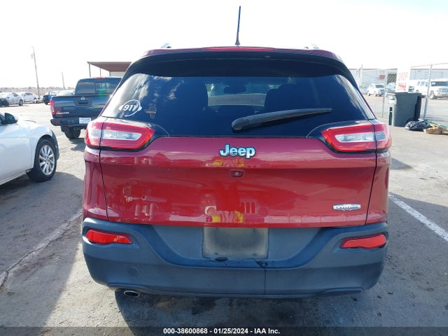 1C4PJLCB8HW660595 Jeep Cherokee Latitude Fwd