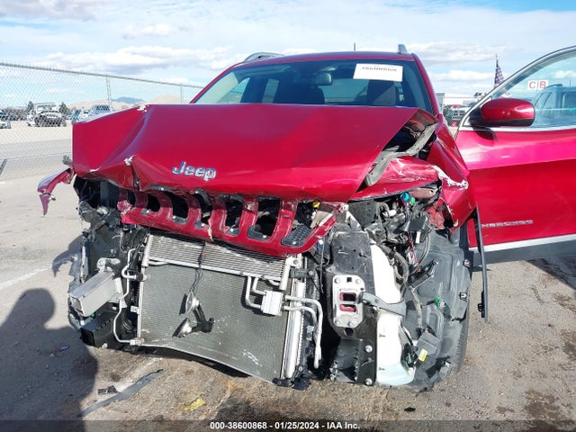 1C4PJLCB8HW660595 Jeep Cherokee Latitude Fwd