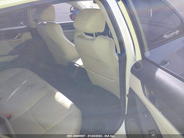 Honda Accord Touring 2018 1HGCV1F9XJA048340 Image 8