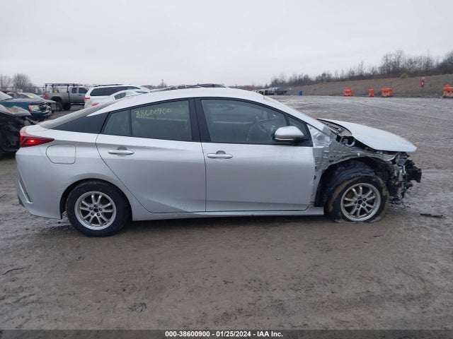 Toyota PRIUS PRIME 2018 JTDKARFP5J3089854 Image 14