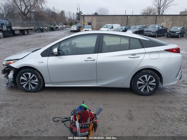 Toyota PRIUS PRIME 2018 JTDKARFP5J3089854 Image 15