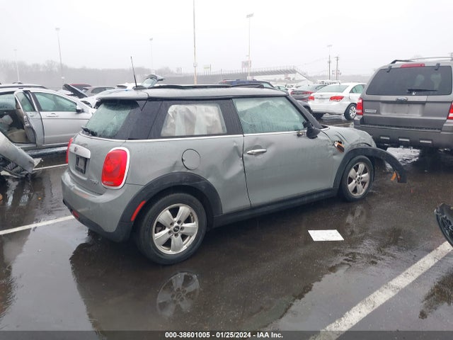2015 MINI HARDTOP WMWXM5C5XF3A60771 Photo 3