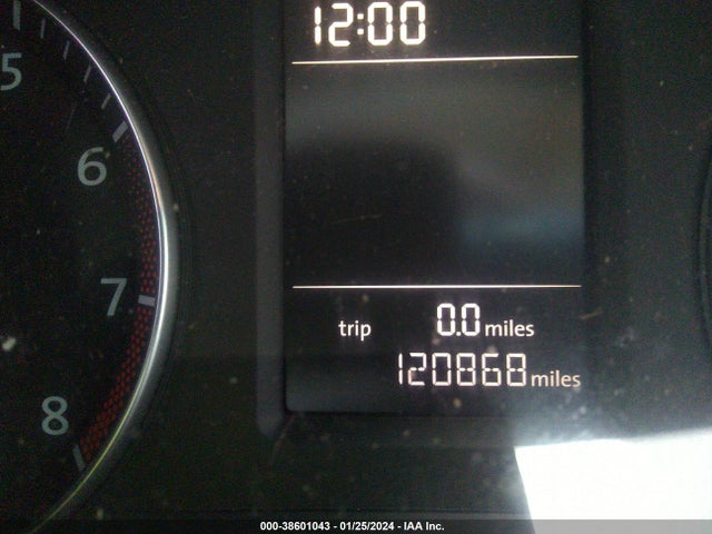 1VWAT7A35FC121074 Volkswagen Passat 1.8t Limited Edition