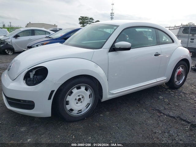 2016 VOLKSWAGEN BEETLE 1.8T CLASSIC VIN: 3VWF17AT7GM636444