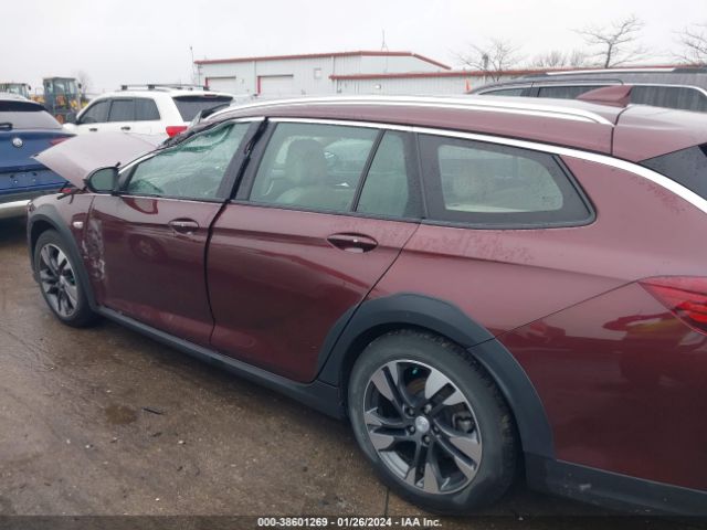 W04GV8SX2J1163554 Buick Regal Tourx Essence