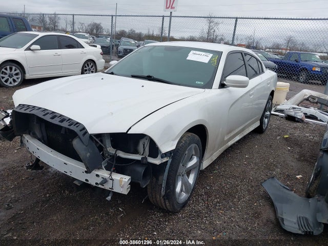 Dodge Charger Sxt 2014 2C3CDXHG9EH318590 Image 2