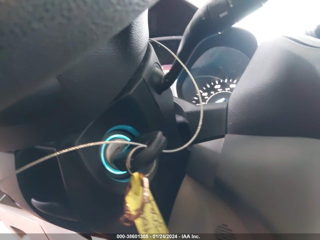 Ford ESCAPE SE 2018 1FMCU0GD8JUA89882 Image 11