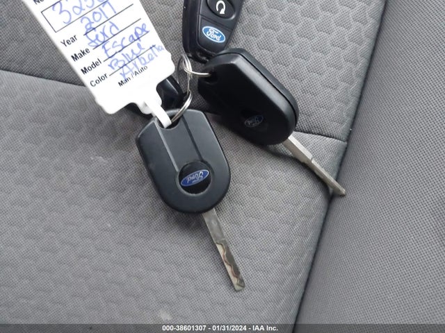 Ford ESCAPE SE 2017 1FMCU9GD9HUC40808 Image 11