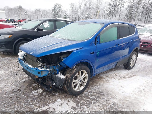 Ford ESCAPE SE 2017 1FMCU9GD9HUC40808 Image 2